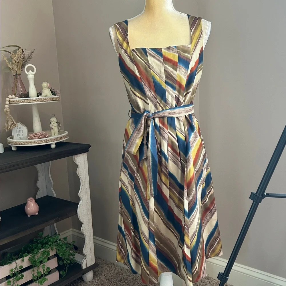 GUC Anthropologie Classiques Entier 100% Silk Dress(size 8) - Picture 3 of 7